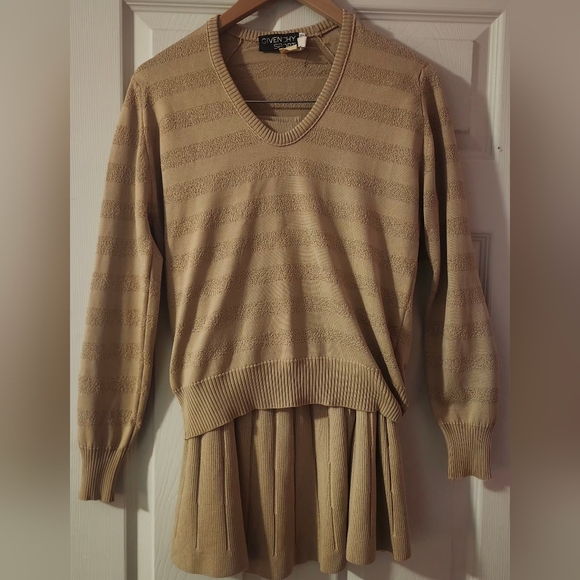 Givenchy Tan V-Neck Women's Two Piece Sweater & Skirt - Picture 5 of 16